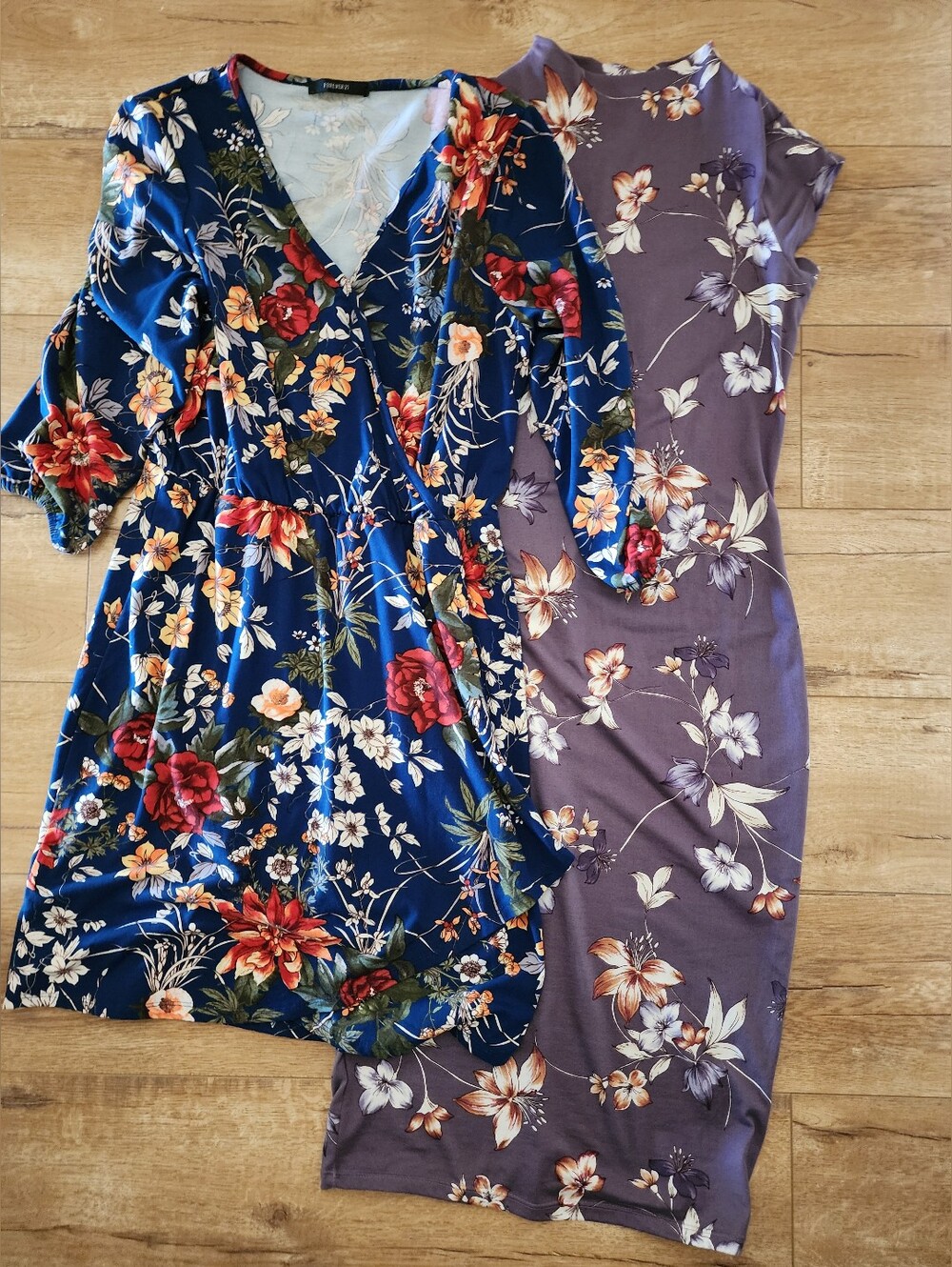 LOT OF 2 Iris Forever 21 Knee Length Floral Dress Sz S/M Y2K Bodycone Faux Wrap